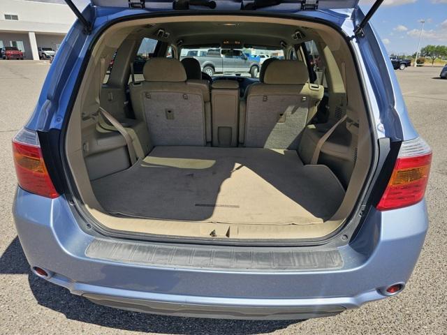 used 2010 Toyota Highlander car, priced at $8,489