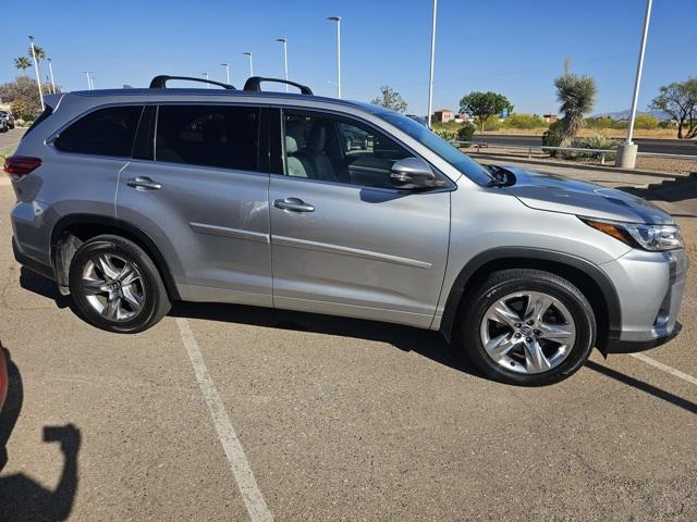 used 2017 Toyota Highlander car, priced at $25,889