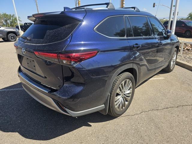 used 2023 Toyota Highlander car, priced at $41,989