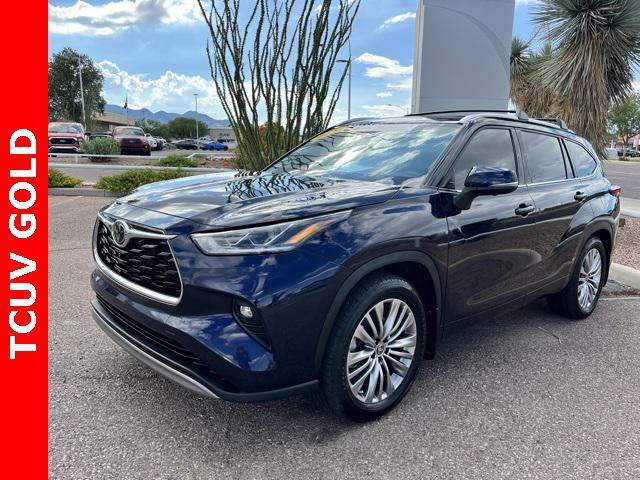 used 2023 Toyota Highlander car, priced at $41,989
