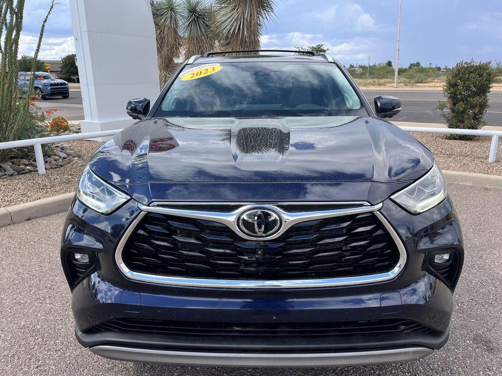 used 2023 Toyota Highlander car, priced at $40,789