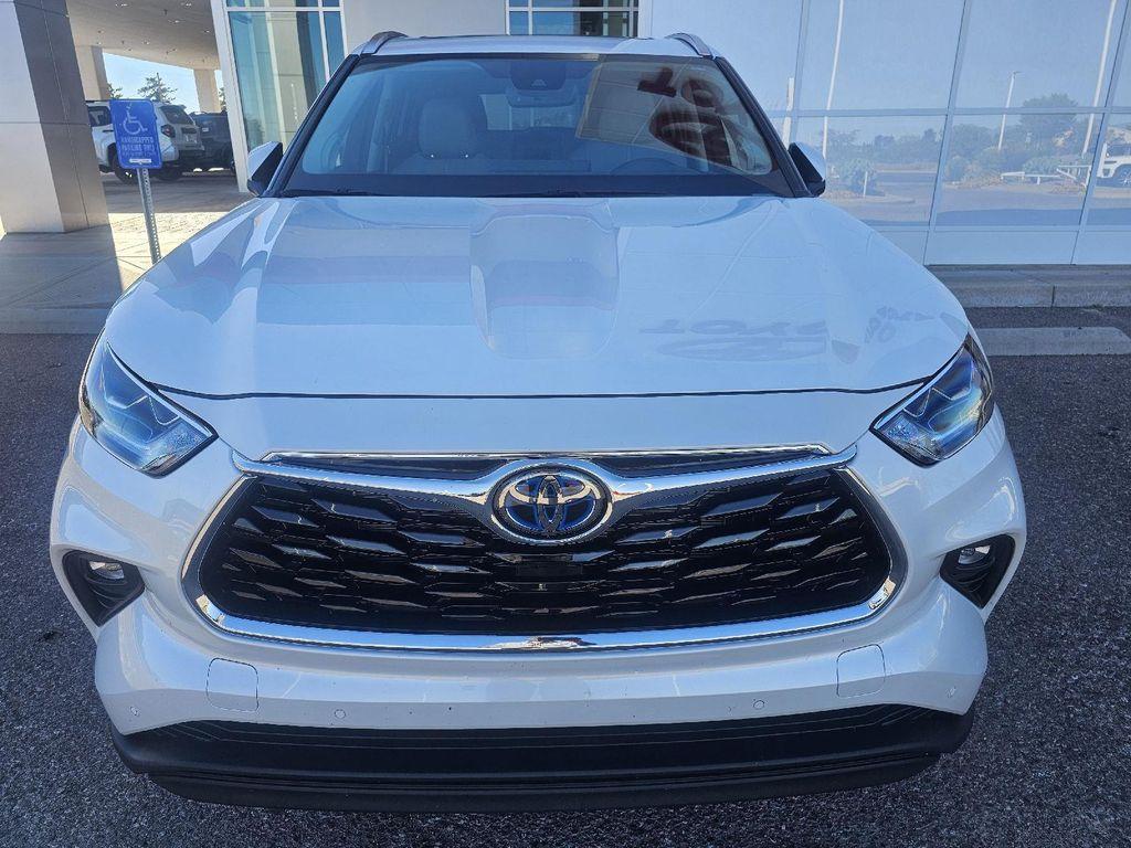 used 2023 Toyota Highlander Hybrid car, priced at $47,289