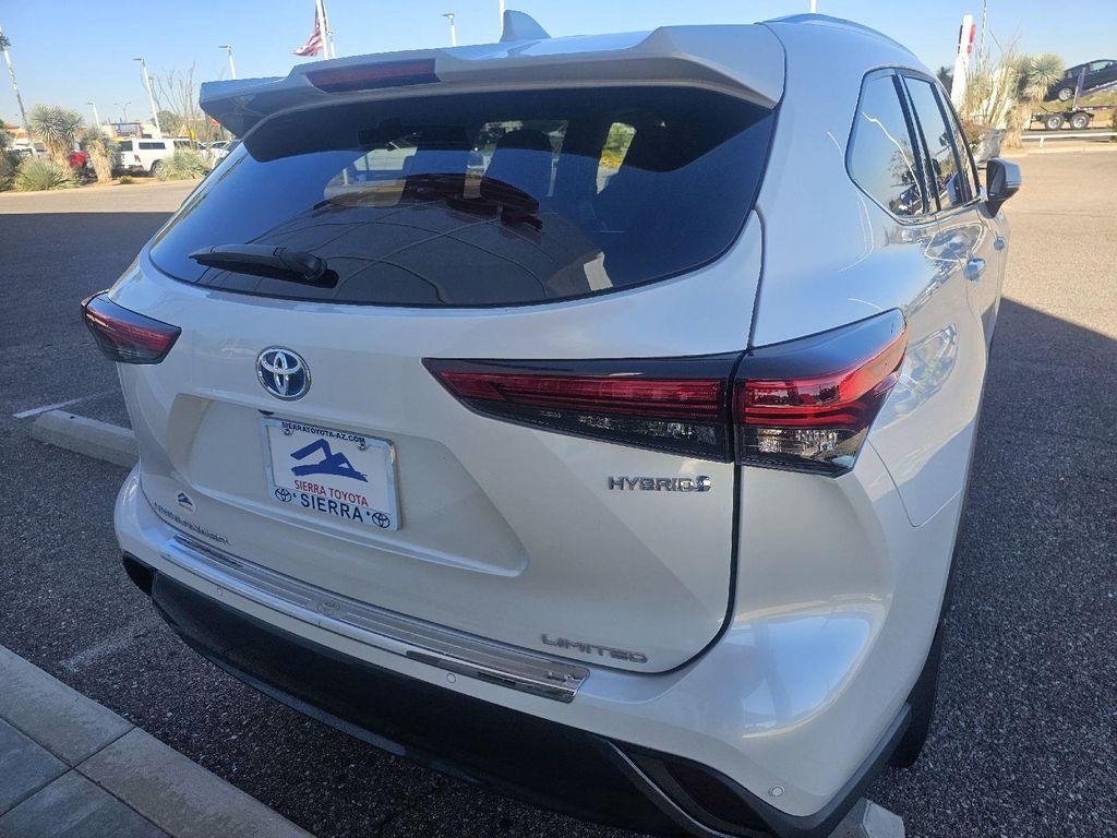 used 2023 Toyota Highlander Hybrid car, priced at $47,289