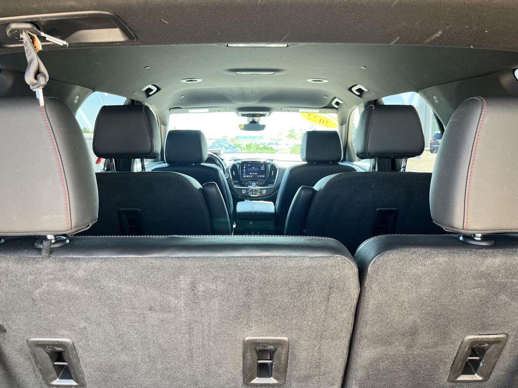 used 2022 Chevrolet Traverse car, priced at $26,289