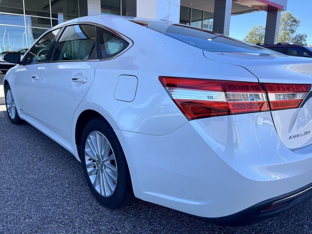 used 2014 Toyota Avalon Hybrid car, priced at $11,789