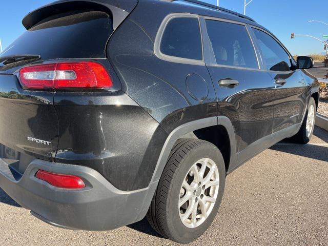 used 2016 Jeep Cherokee car, priced at $8,989