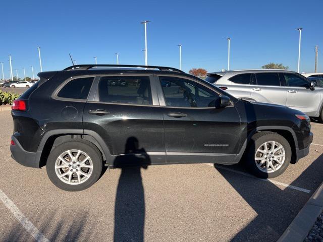 used 2016 Jeep Cherokee car, priced at $8,989