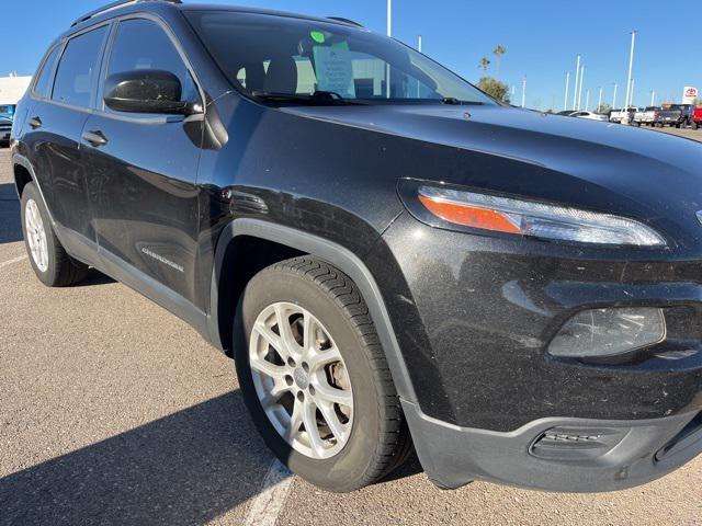 used 2016 Jeep Cherokee car, priced at $8,989