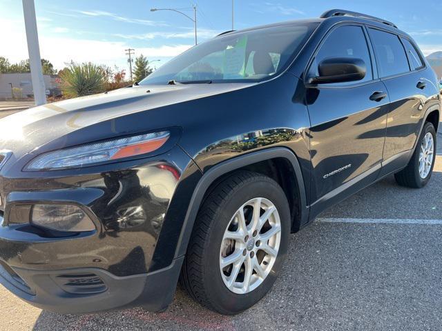 used 2016 Jeep Cherokee car, priced at $8,989