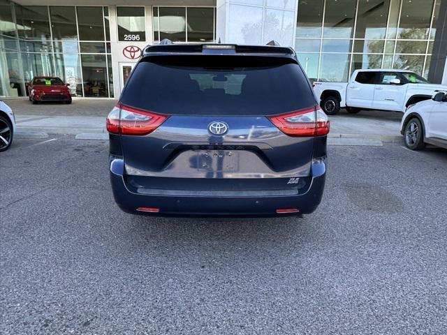 used 2020 Toyota Sienna car, priced at $33,289