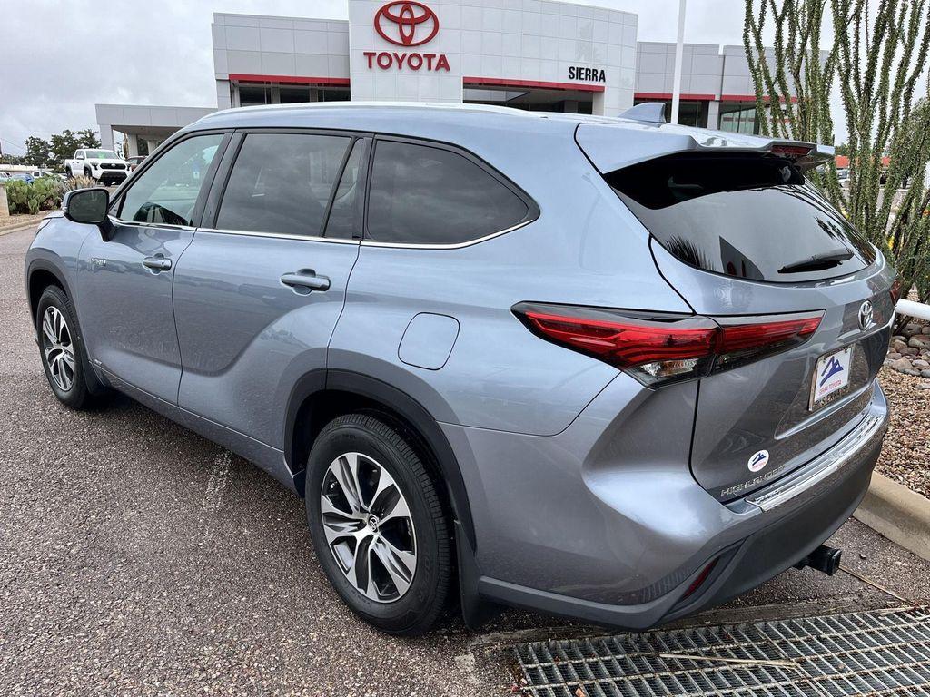 used 2021 Toyota Highlander Hybrid car, priced at $31,539
