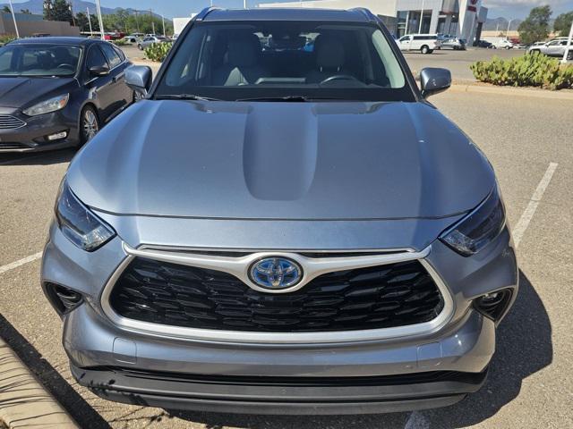 used 2021 Toyota Highlander Hybrid car, priced at $32,289