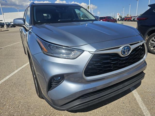 used 2021 Toyota Highlander Hybrid car, priced at $32,289