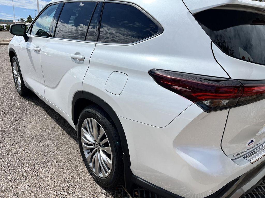used 2024 Toyota Highlander car, priced at $51,789