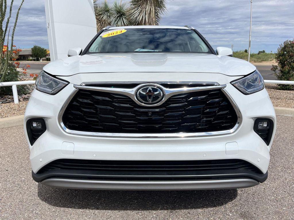 used 2024 Toyota Highlander car, priced at $51,789
