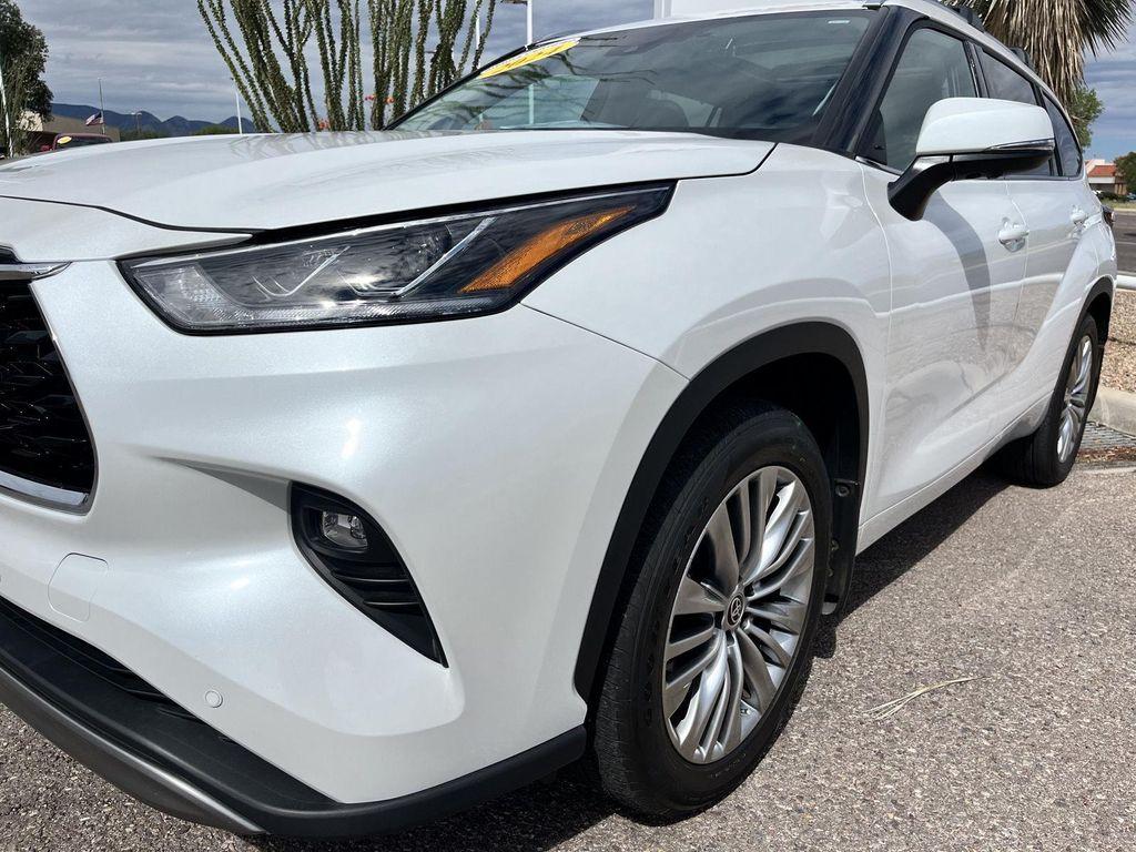 used 2024 Toyota Highlander car, priced at $51,789