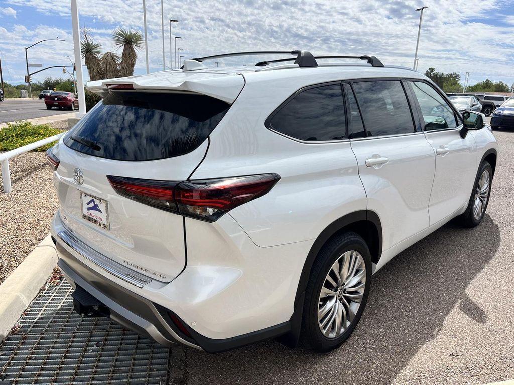 used 2024 Toyota Highlander car, priced at $51,789