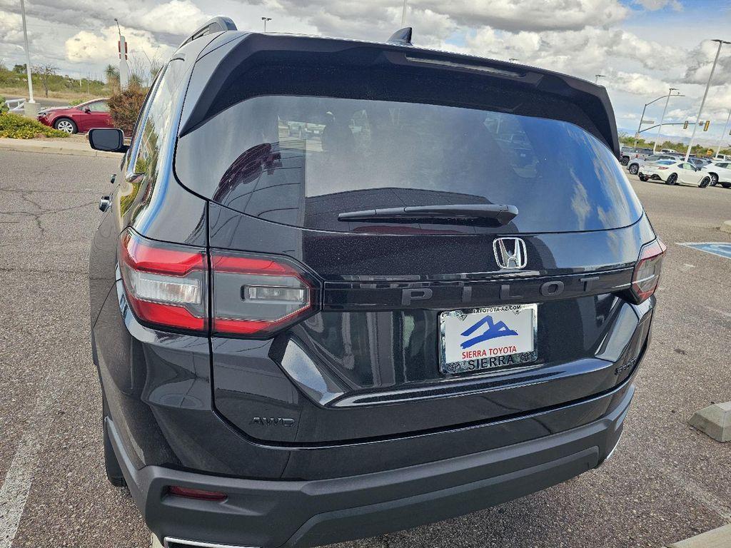 used 2023 Honda Pilot car, priced at $37,389