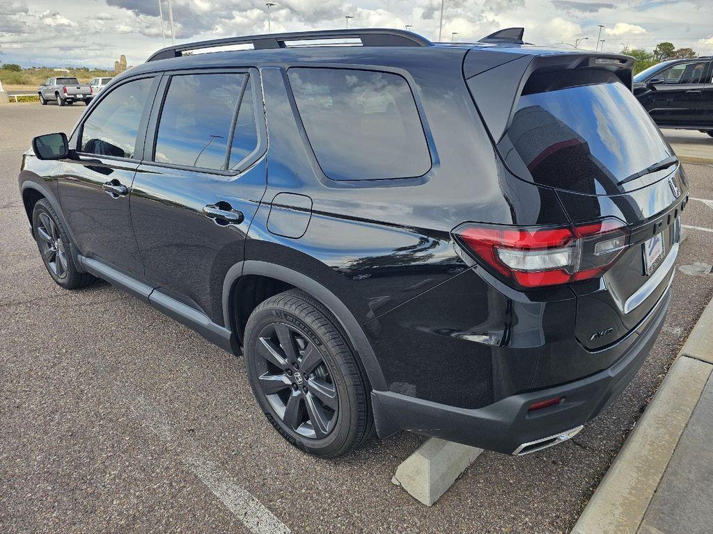 used 2023 Honda Pilot car, priced at $37,389
