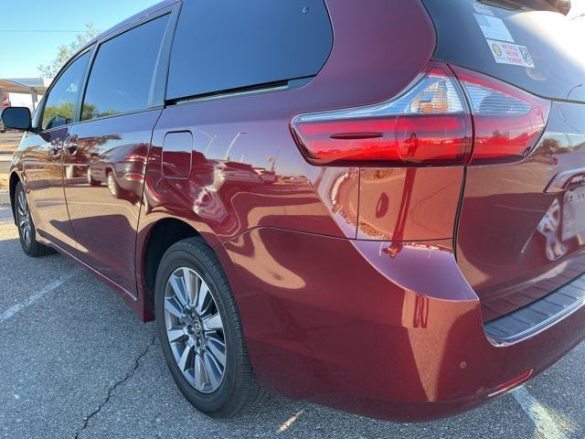 used 2020 Toyota Sienna car, priced at $32,823