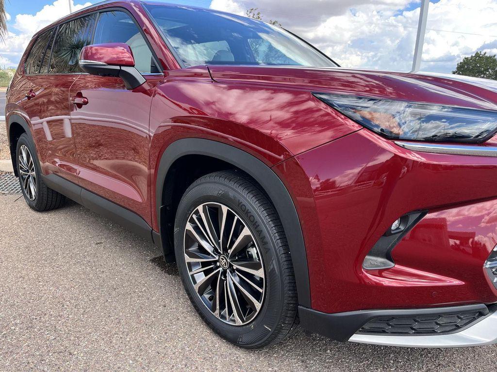 new 2025 Toyota Grand Highlander Hybrid car, priced at $60,998