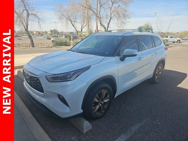 used 2023 Toyota Highlander Hybrid car, priced at $41,789