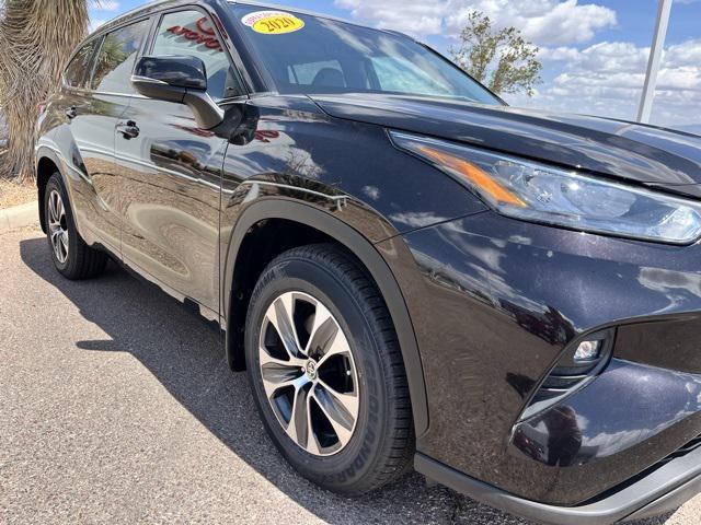 used 2020 Toyota Highlander car, priced at $32,889