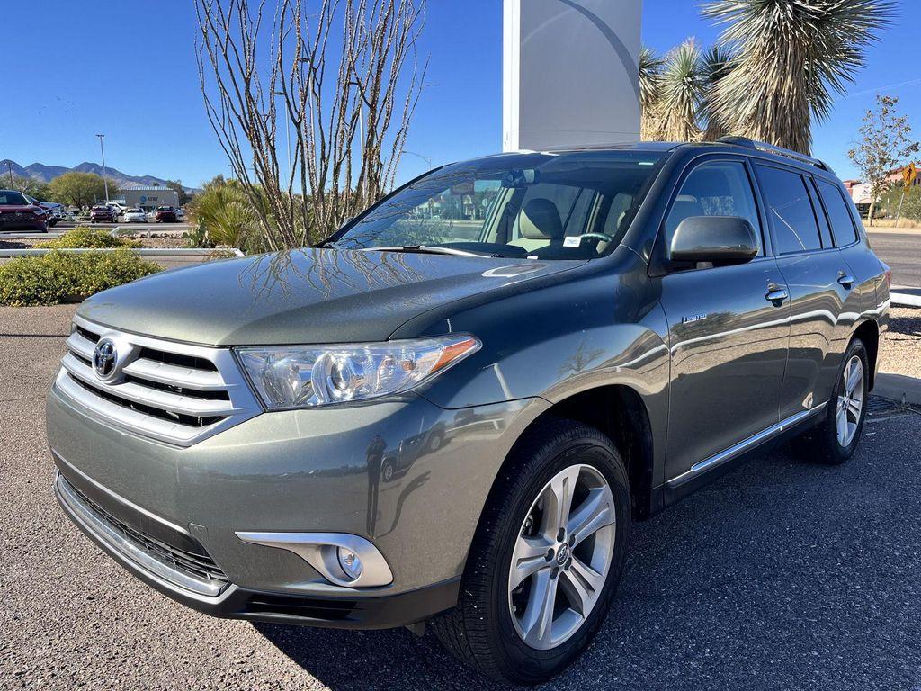 used 2012 Toyota Highlander car, priced at $18,489