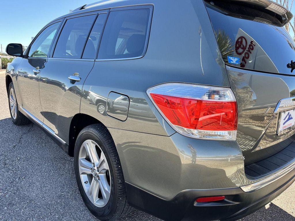 used 2012 Toyota Highlander car, priced at $18,489