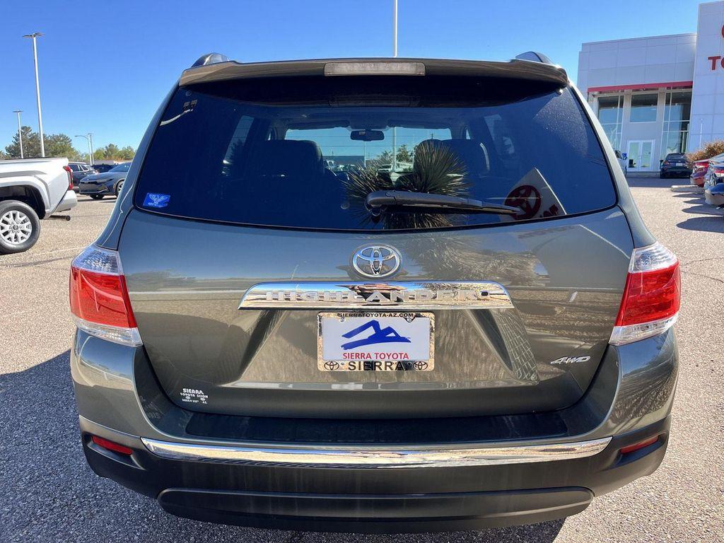 used 2012 Toyota Highlander car, priced at $18,489