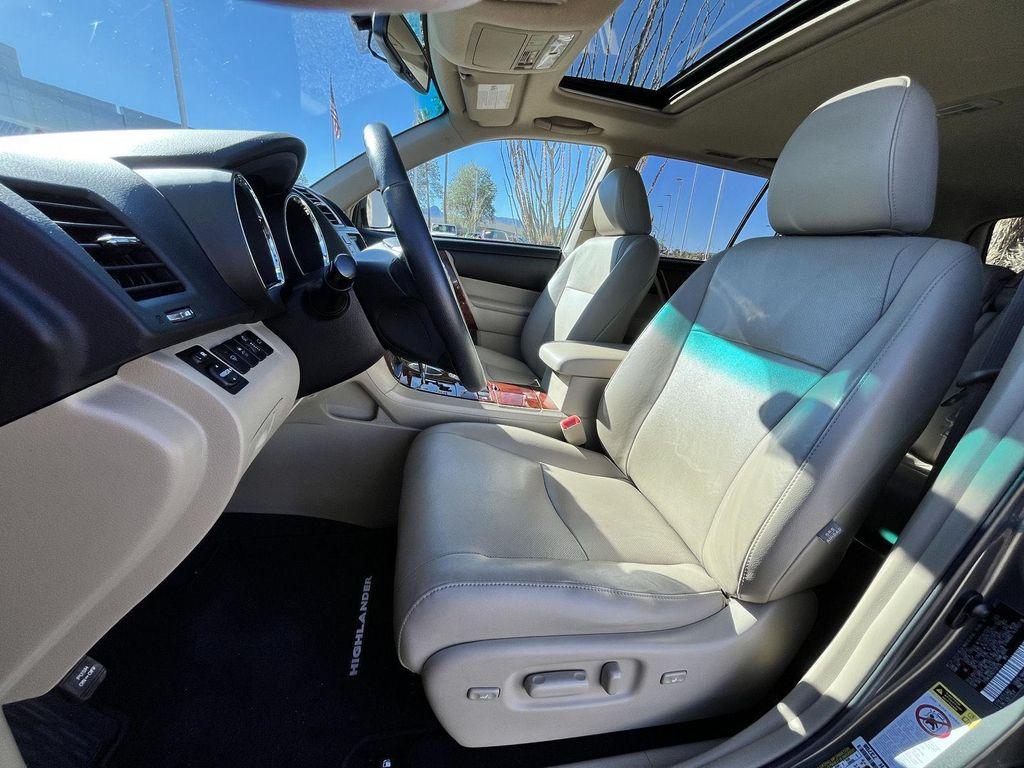 used 2012 Toyota Highlander car, priced at $18,489