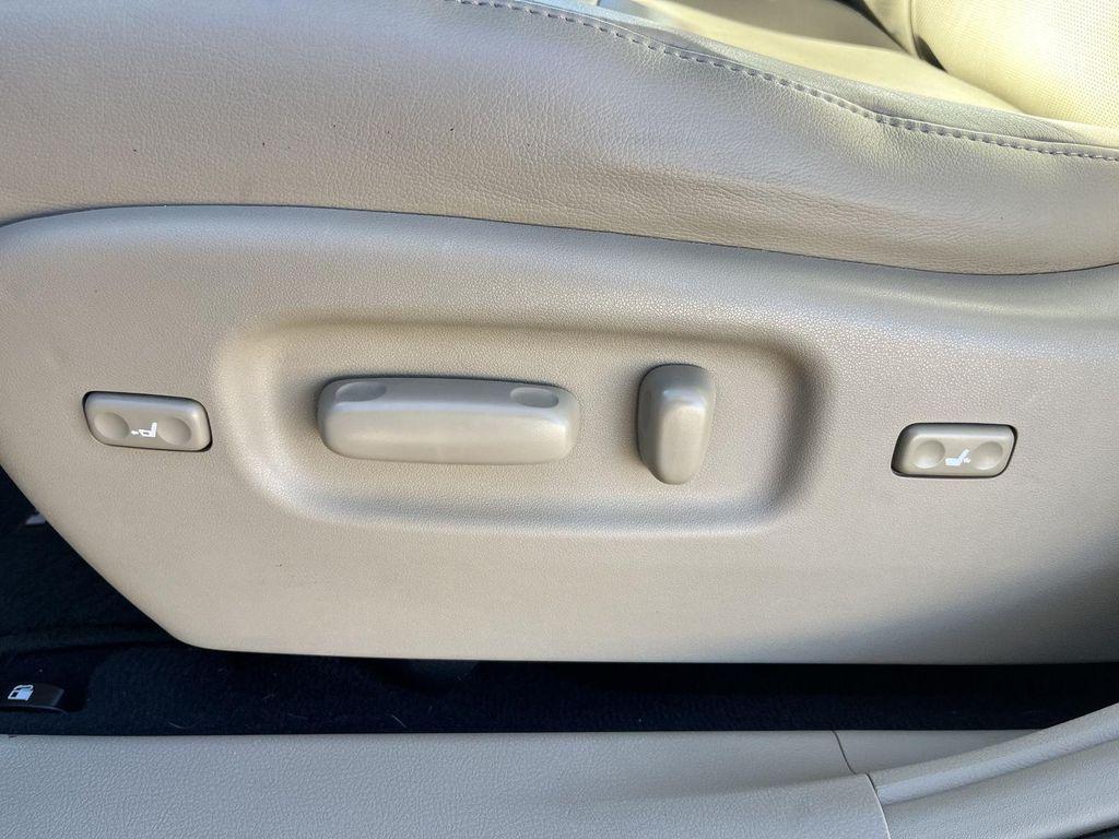 used 2012 Toyota Highlander car, priced at $18,489