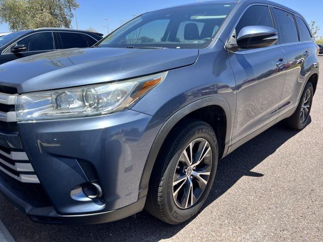 used 2019 Toyota Highlander car, priced at $27,689