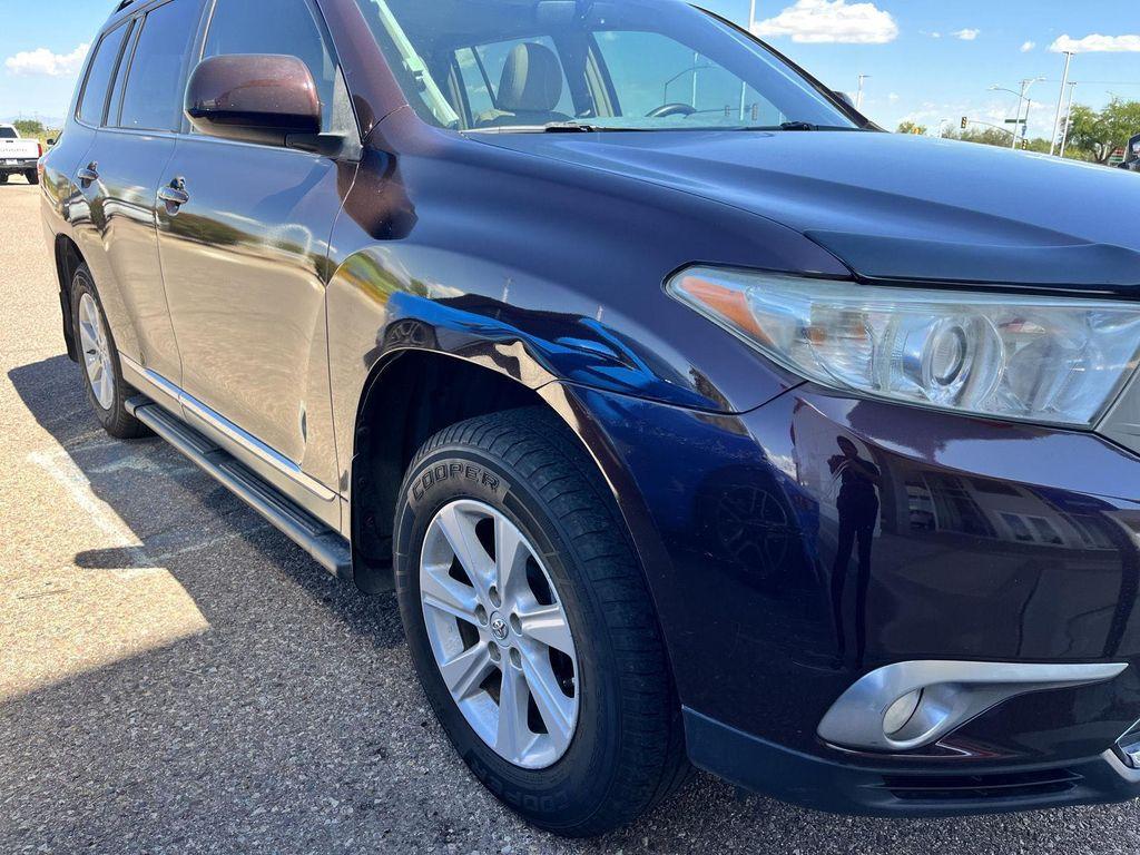 used 2012 Toyota Highlander car, priced at $11,889