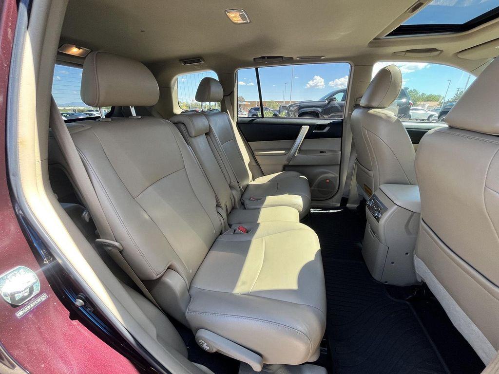 used 2012 Toyota Highlander car, priced at $11,889