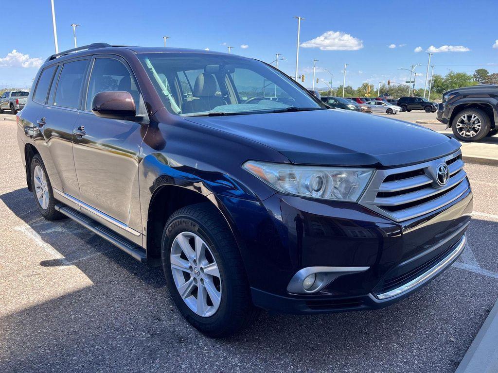 used 2012 Toyota Highlander car, priced at $11,889
