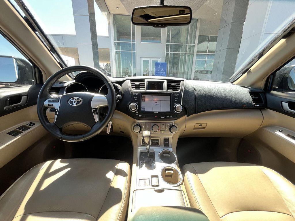 used 2012 Toyota Highlander car, priced at $11,889