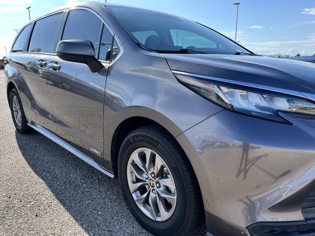 used 2021 Toyota Sienna car, priced at $32,589