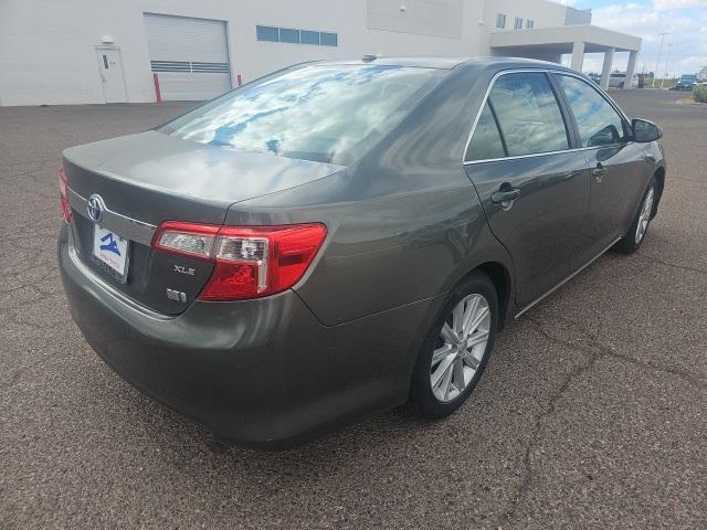 used 2014 Toyota Camry Hybrid car, priced at $8,789