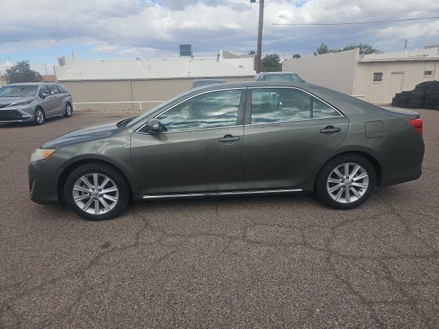 used 2014 Toyota Camry Hybrid car, priced at $8,789