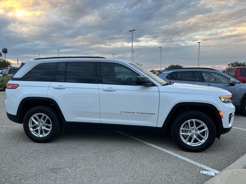 used 2025 Jeep Grand Cherokee car, priced at $35,589