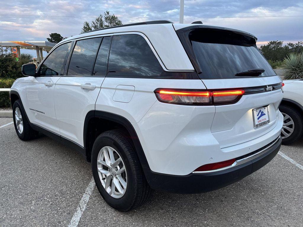 used 2025 Jeep Grand Cherokee car, priced at $35,589