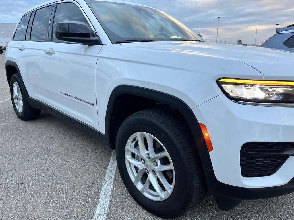 used 2025 Jeep Grand Cherokee car, priced at $35,589