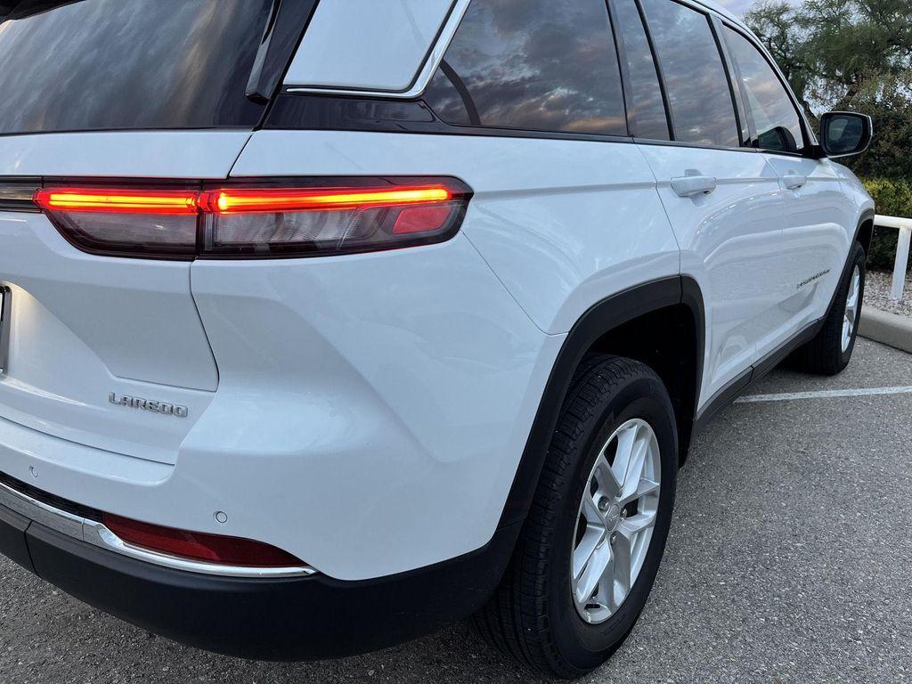used 2025 Jeep Grand Cherokee car, priced at $35,589