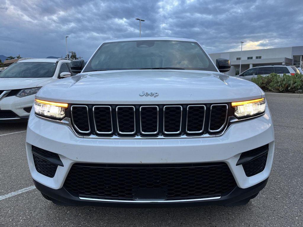 used 2025 Jeep Grand Cherokee car, priced at $35,589