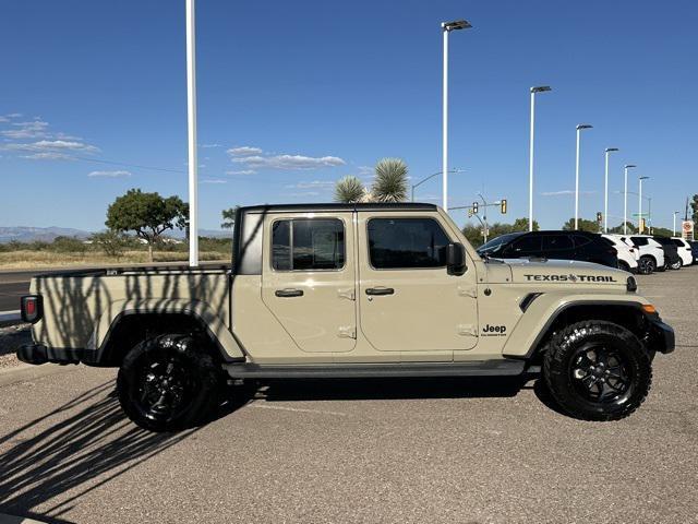 used 2022 Jeep Gladiator car, priced at $36,889