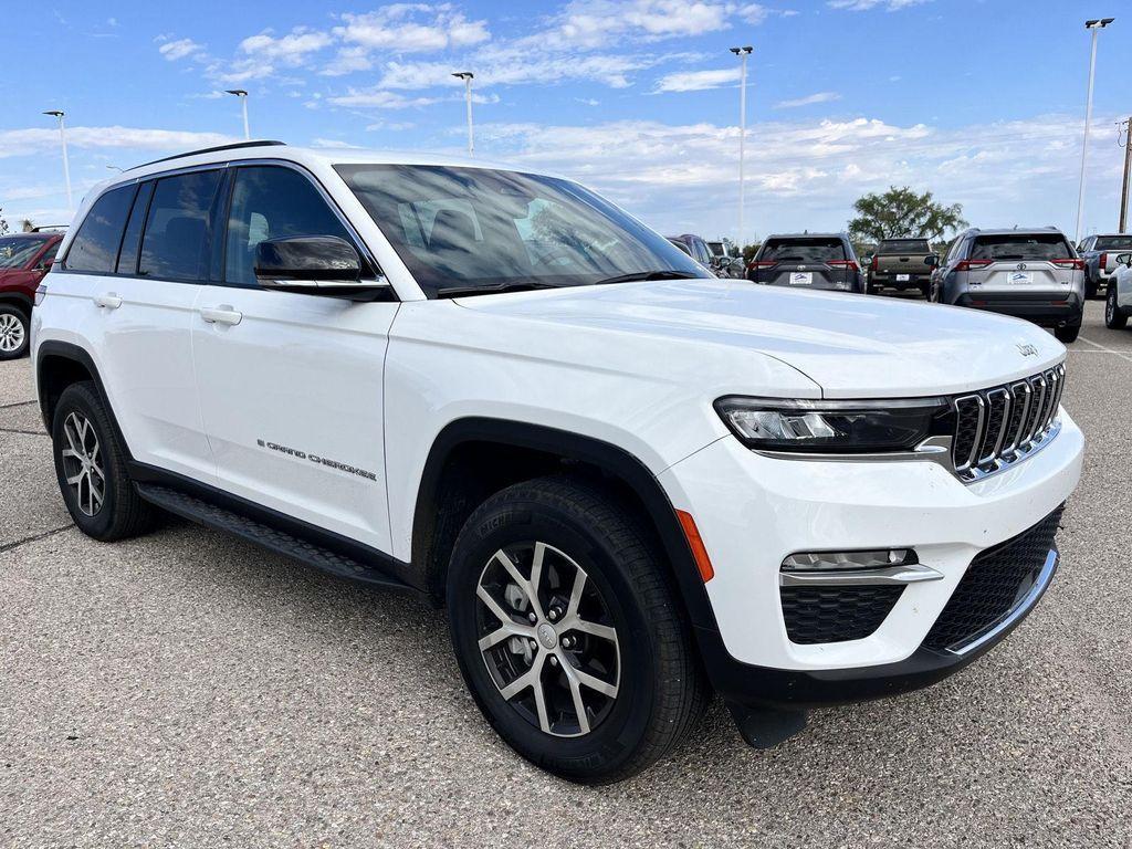 used 2025 Jeep Grand Cherokee car, priced at $41,489