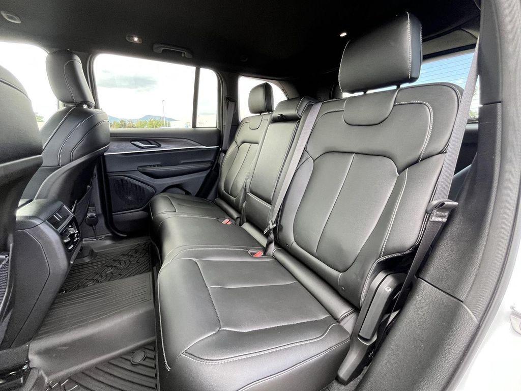 used 2025 Jeep Grand Cherokee car, priced at $41,489