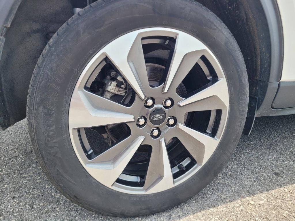 used 2023 Ford Escape car, priced at $29,900
