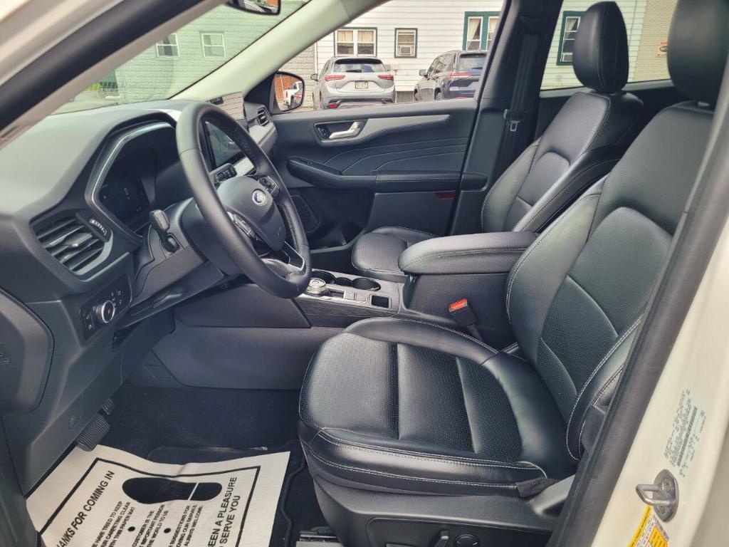 used 2023 Ford Escape car, priced at $29,900